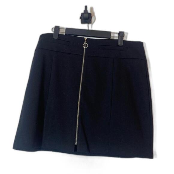 Skirt - Picture 3 of 6